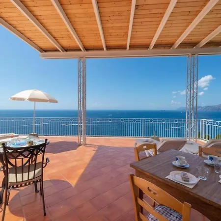 La Nuova Panoramica Holiday home Praiano